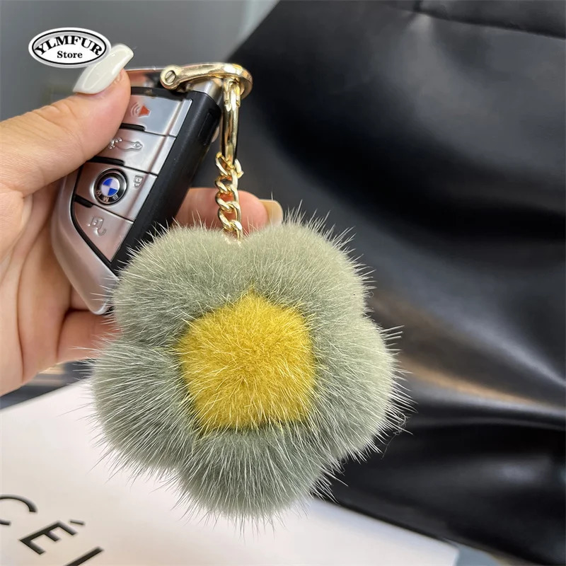 Korean Sweet Mink Fur Flower Keyrings Colorful Flower Keychains for Bags Charms Pom pom Flowers Keys Accessories Pendnat Gifts 250722