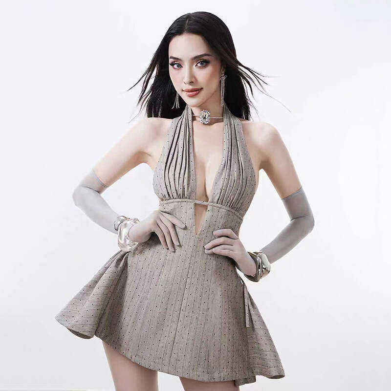 2024 Autumn Winter New Women's Solid Color Slim High Waist Street Fashion Halter Backless Dress 735