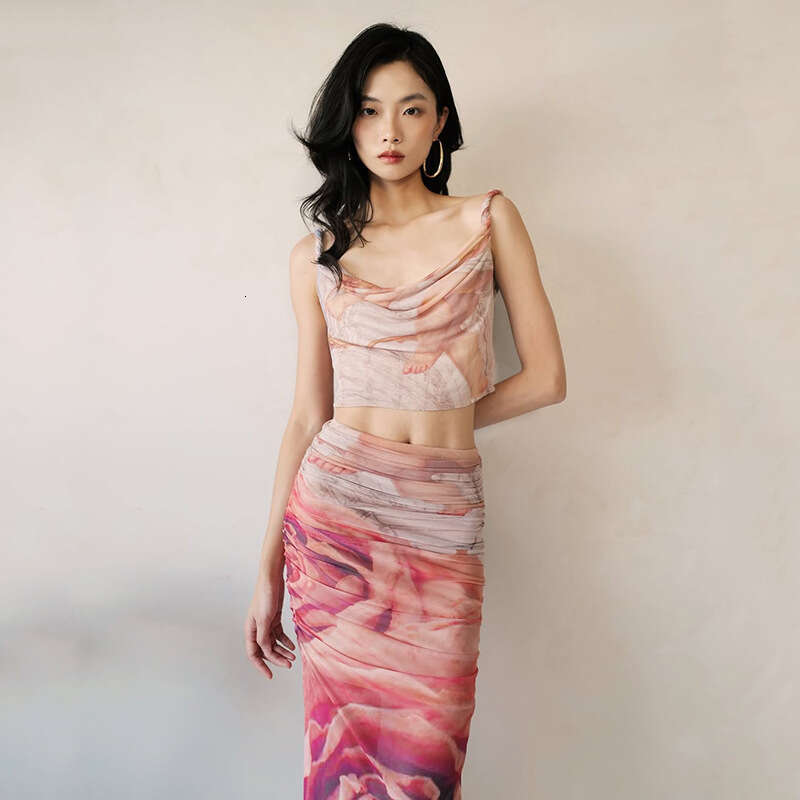 2025 Spring New Women's Solid Color Slim Fit Camisole Vest Fashion Low Waist Skirt Set 7b7