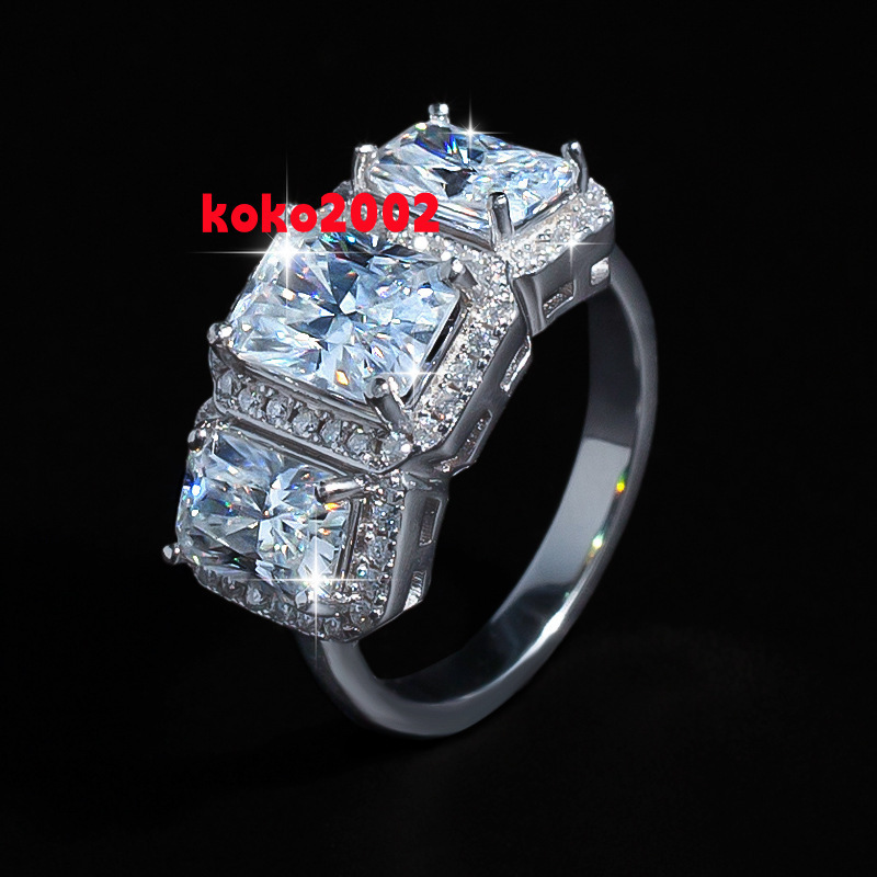 Wholesale Luxury S925 Sterling Silver Emerald Cut Three Moissanite Diamond Ring Jewelry for Women Wedding Engagement