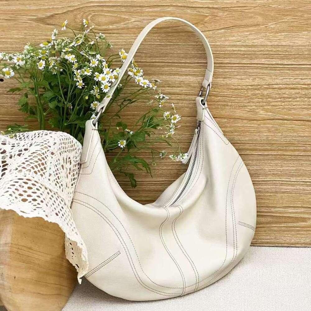 Designer Bag Tote Shoulder Bag Genuine Leather Women S High End Underarm Niche Pea Large Capacity New Crossbody Pleated Saddle