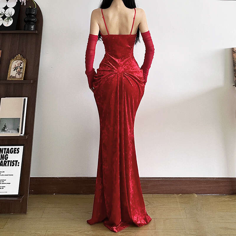 2024 Autumn Winter New Women's Solid Color Slim High Waist Fashion V-neck Strap Backless Dress 45f