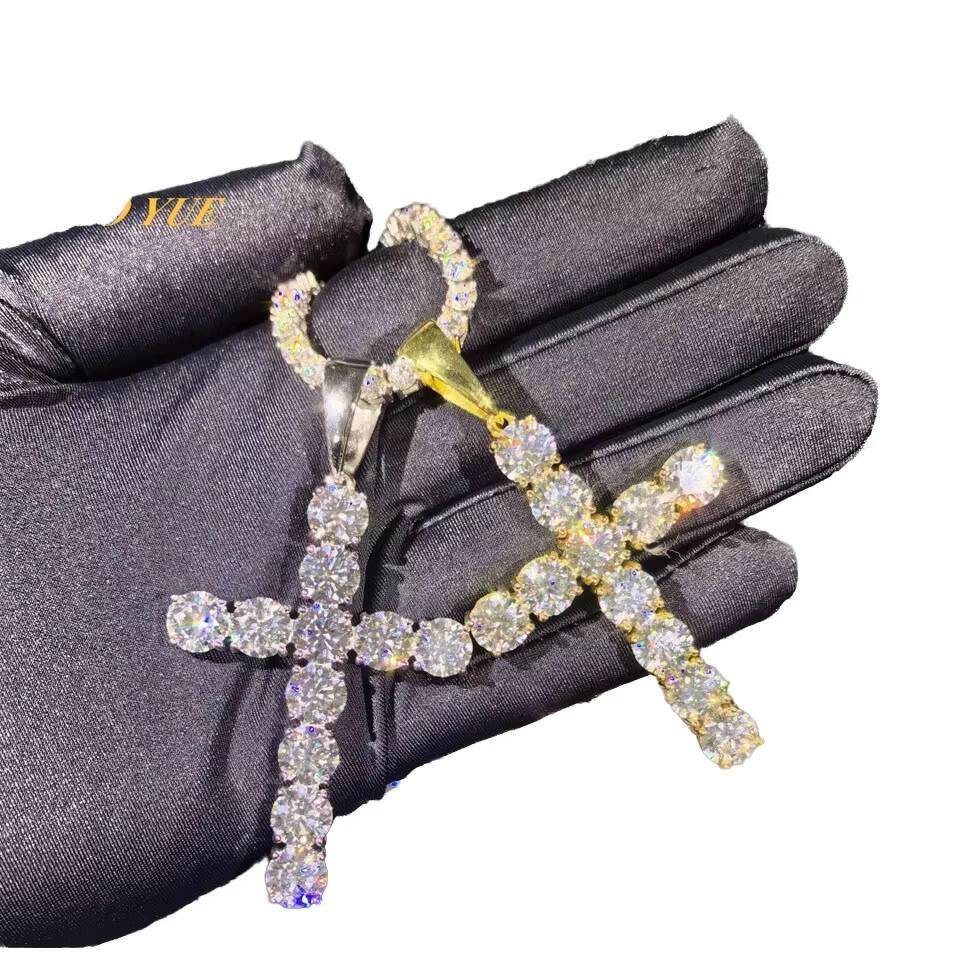 925 Silver Inlaid VVS Moissanite Pendant New Hip Hop Fashion Personality Necklace with Clavicle for Europe and United States