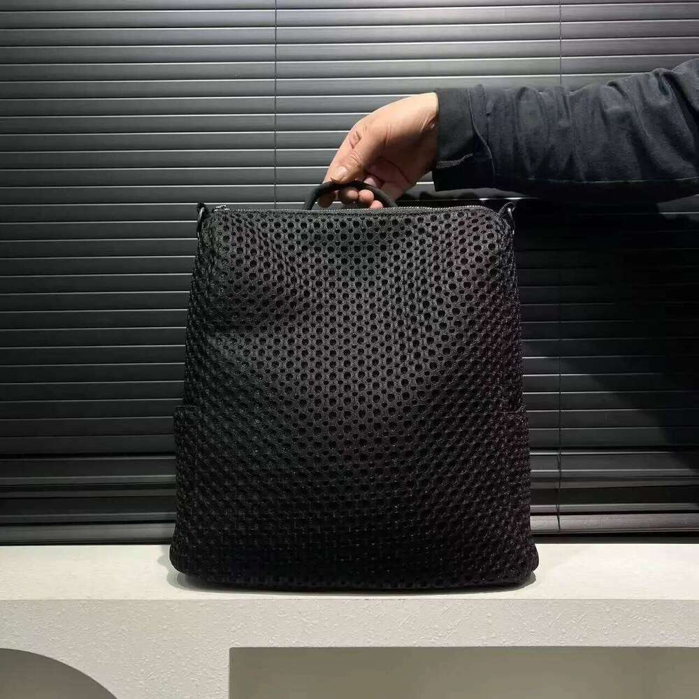 Fashionable Retro Ed Backpack With Large Capacity Casual Mesh Shoulder Bag Suitable For Daily Commuting