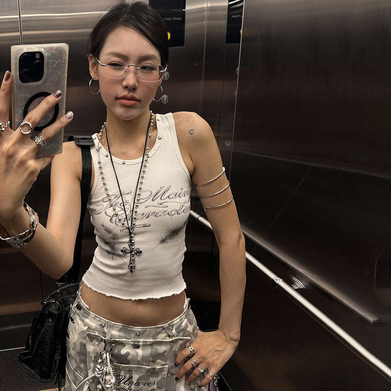 2025 Spring New Women's Solid Color Slim Street Fashion Round Neck Sleeveless Printed Tank Top f42