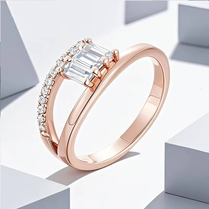 Moissanite Engagement Ring for Women Silver Couple Ring Fashionable Hot Selling Fine Ring Can Be Customized and Wholesale