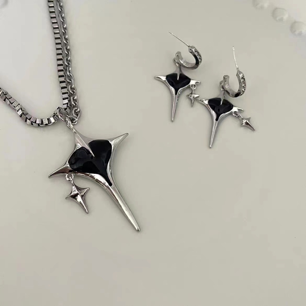 Korean Niche Design Cross Structure Enamel Heart Star Earrings High-end Ins Minimalist Necklace Jewelry for Women