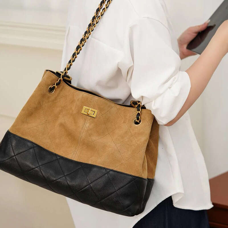 Designer Bag Tote Bag Designer Shoulder 2025 Xiaoxiang New Matte Leather Quilted Cowhide Chain Shoulder Bucket Color-Block Women's Underarm Bag