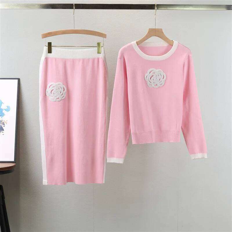 Designer Leisure High Quality 2025 Autumn Winter New Women's Small Fragrant Wind Wool Knitted Top Half Skirt Two piece Set for Women