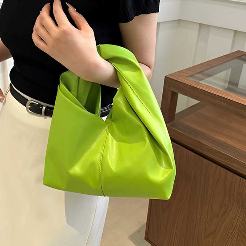 2025 New Handbag Pu Leather Large Capacity Solid Color Pleated Mens Bag Casual Commuting Womens Underarm Bags Y250725