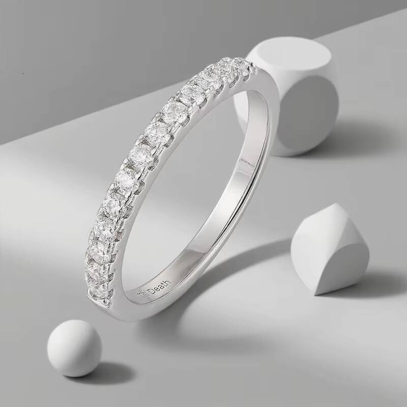 Moissanite Diamond Men Ring 295 Sterling Silver Fashionable Simple Round Moissanite Inlaid Ring for Couples Customized Wholesale