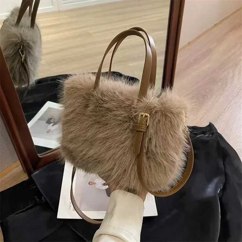 faux fur tote bag mens bucket plush luxury design ladies handbags soft winter crossbody shoulder bags womens bag Y250725