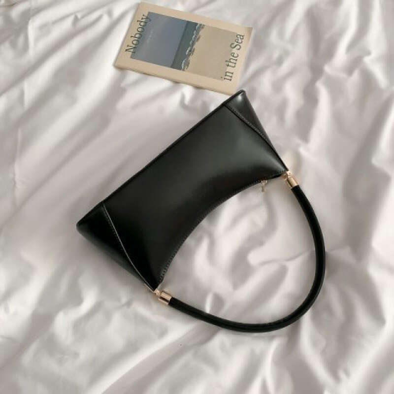 Trendy Bags for Women 2025 New Luxury Designer Versatile Handbag Elegant Style Single Shoulder Small Underarm Women's Bag