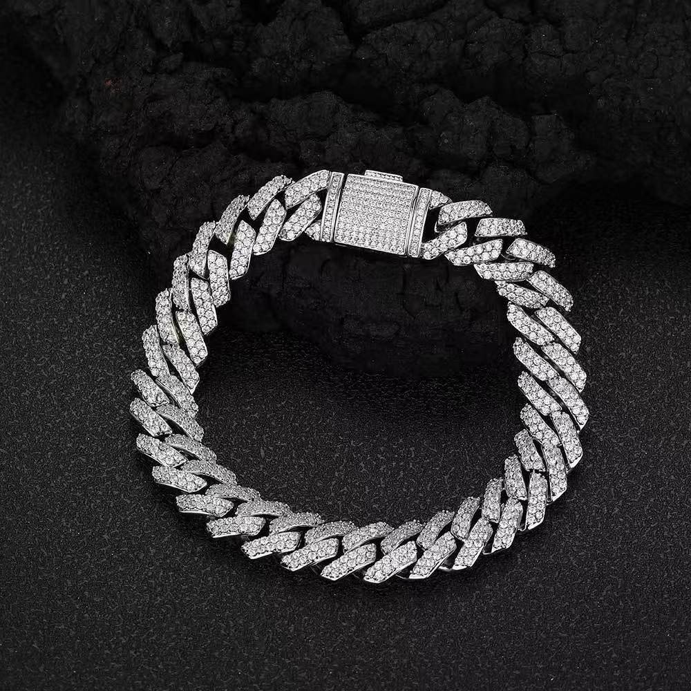 15mm Moissanite designer necklace, high-quality Cuban chain, rock and hip-hop style jewelry, party outfit accessories and gifts. Free delivery to your