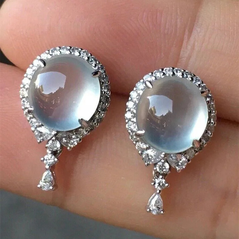 Ins Female Clear Moon Stone Stud Earrings For Women Vintage Silver Color Zircon Wedding Engagement Round Ear Studs Party Jewelry 250722