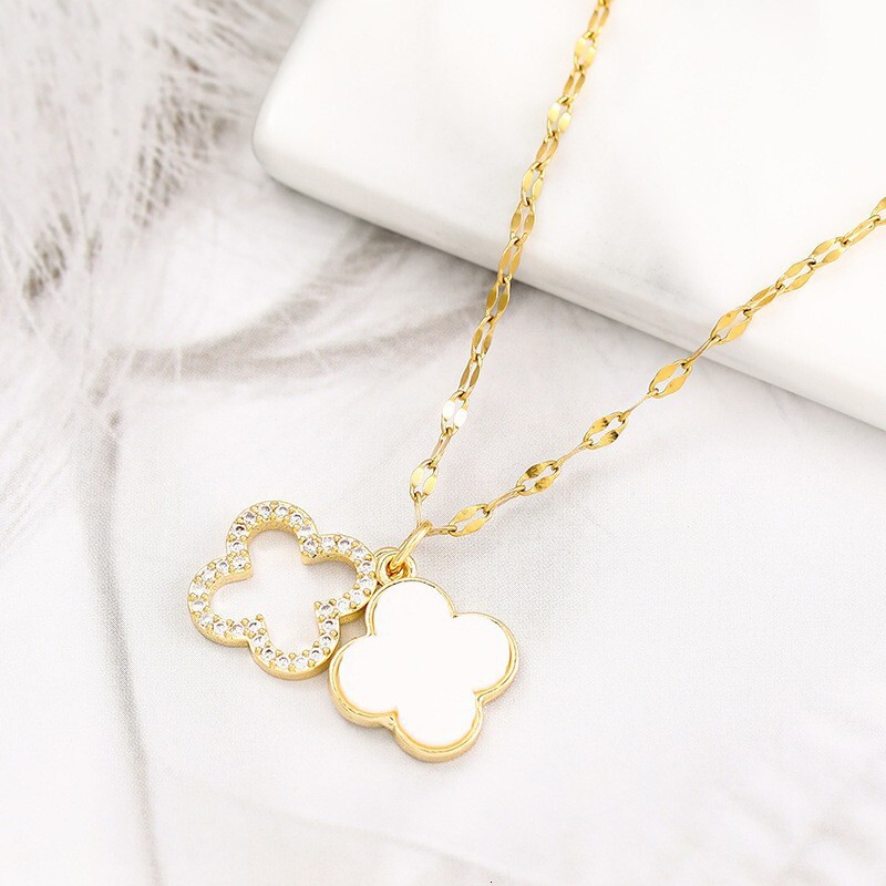 New Double Layer Four-Leaf Clover Korean and Japanese Style Necklace for Women, Personalized Fashionable Versatile Light Clavicle Chain Jewelry Jewelr