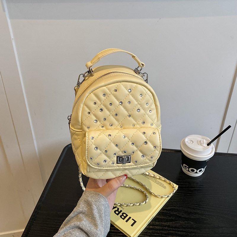 Luxury Brand Designer Bag High-End Niche Quilted Chain Shoulder Bag For Women With Rhinestones, New Fashion Versatile Backpack And Handbag