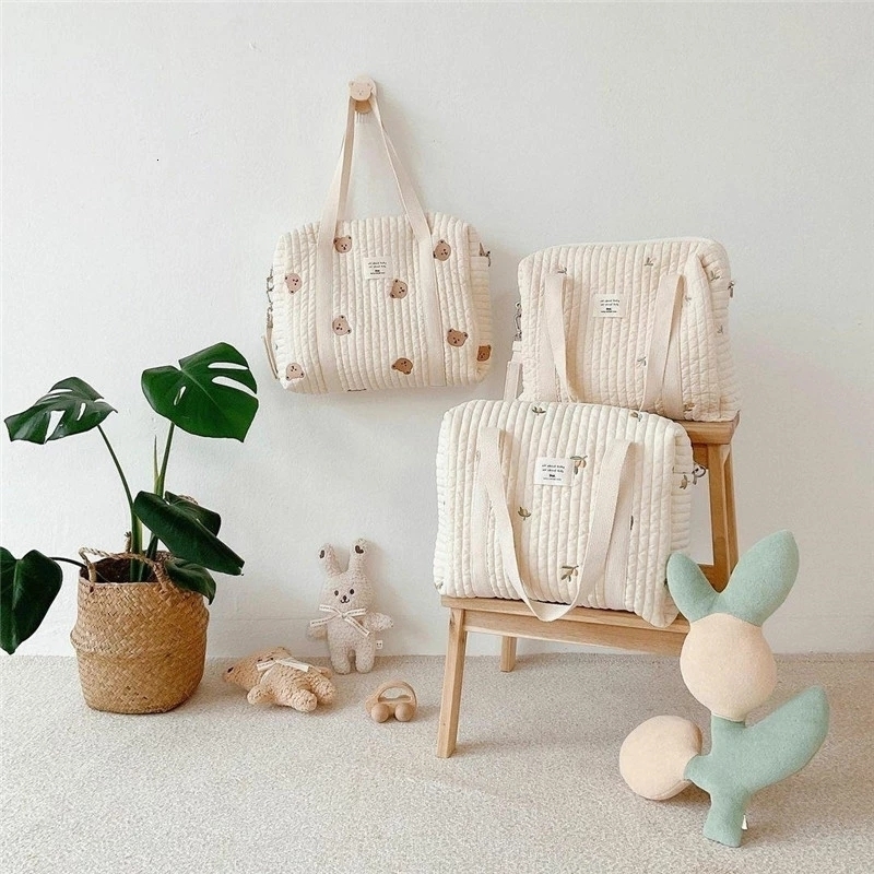 Korean Style born Baby Care Diaper Bag Mummy Shoulder Embroidery Quilted Stroller Storage Organizer Large Handbags w250724
