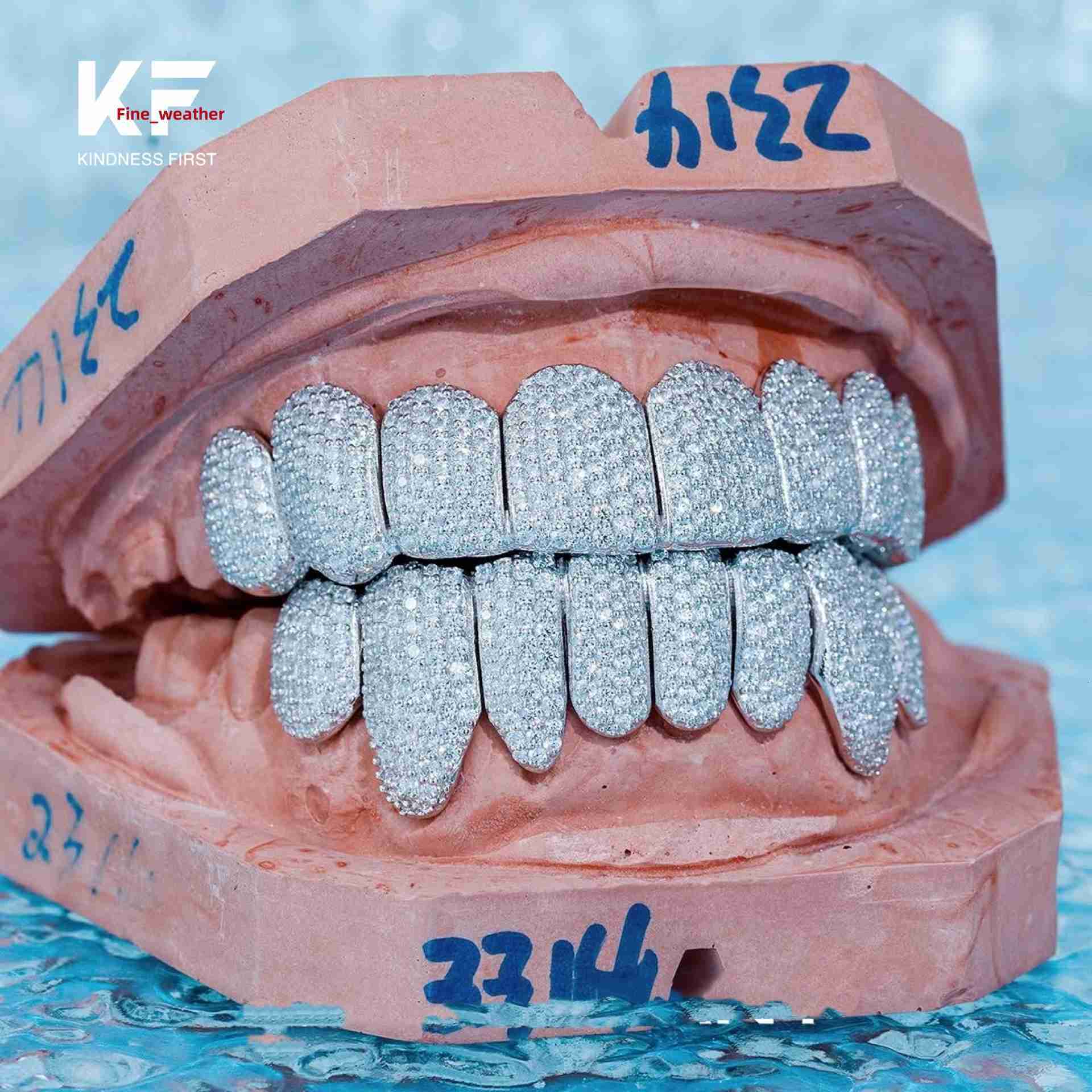 Custom VVS Moissanite S925 Silver Teeth Grillz Silver Diamond Bling Tooth Grills for Men Women High-End Jewelry Pass Test 8 on 8