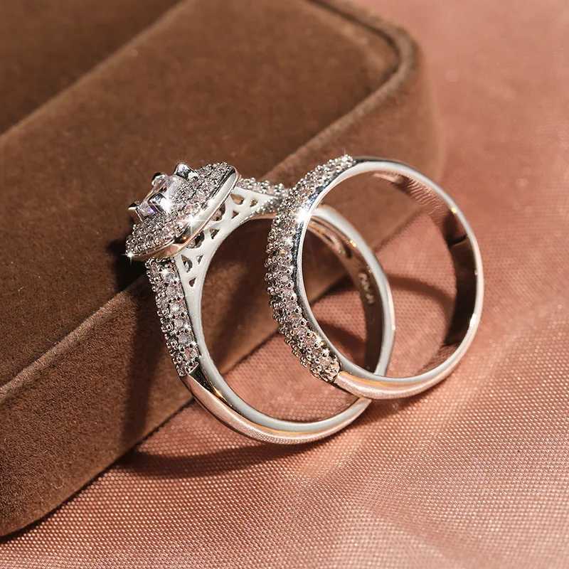 925 sterling silver luxury 2-piece wedding ring set womens stackable finger ring Valentines Day gift W250417
