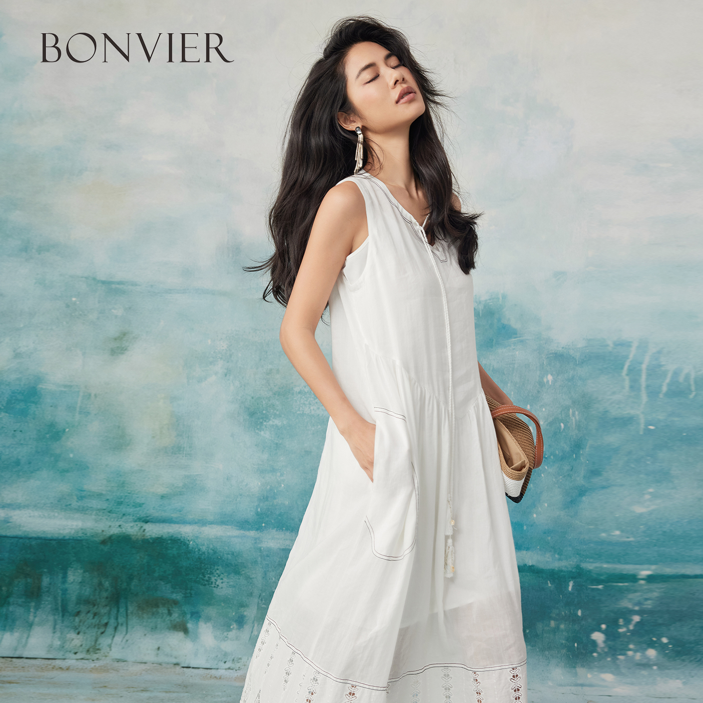 2025 summer new elegant temperament hollow senior long skirt splicing embroidery white dress 6116806