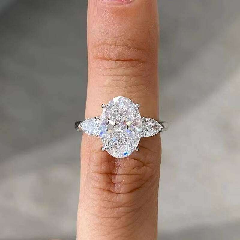 Three Stones Rings in 10k/14K/ Gold VVS Moissanite Dia Fine Jewelry for Women Engagement Wedding Part Gift Custom