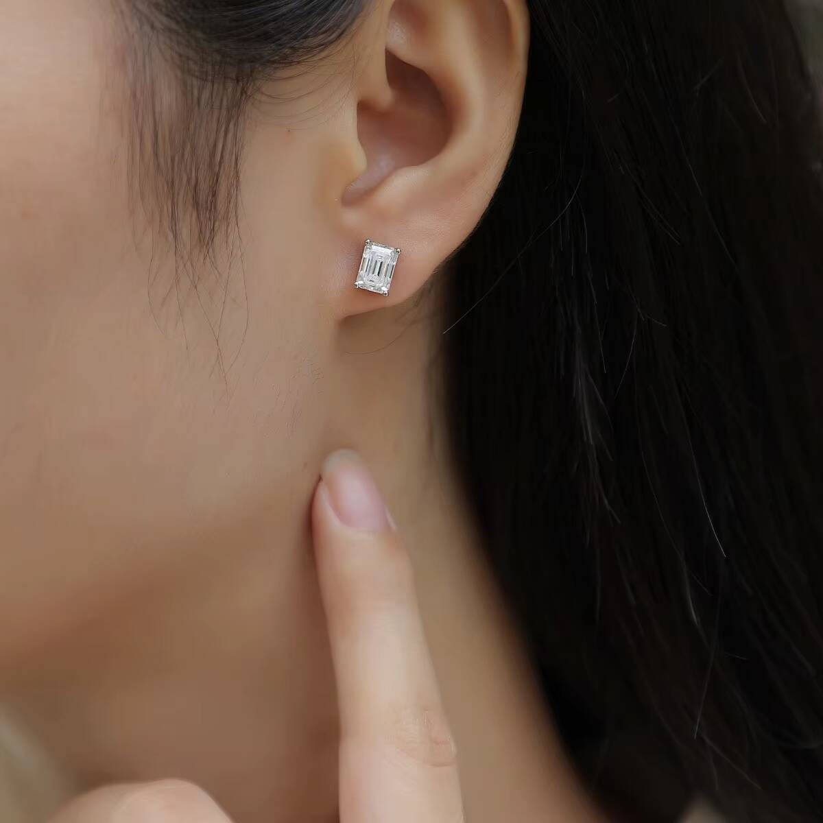 2024 New Classic Style 12955 Womens 18K Gold Plated 925 Silver Rectangular Moissanite Stud Earrings Jewelry Stud Earrings