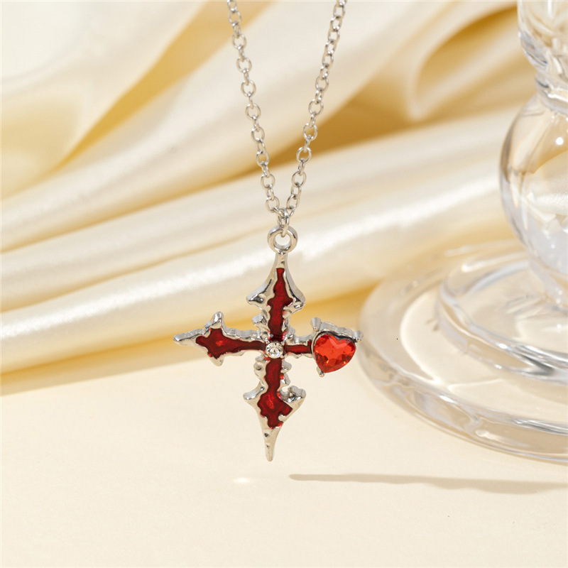 Eco-friendly Material Dark Style Purple Heart Cross Necklace Sparkling Exquisite Fashionable High-Value Versatile Collarbone Chain Jewelry for Women