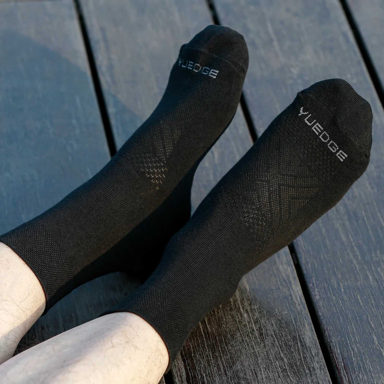 YUEDGE Mens Breathable Comfortable Thin Cotton Socks Classic Casual Mid Crew Calf Business Dress Socks For Size 37-46 X250725
