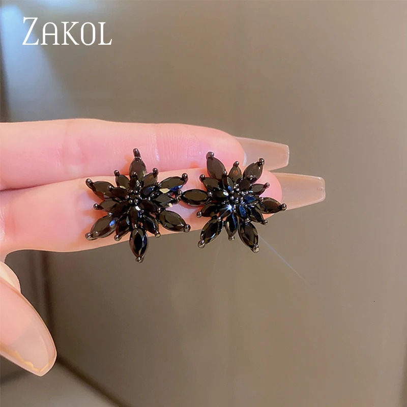ZAKOL Korea Fashion Black Zircon Flower Stud Earrings for Women Shiny Wedding Party Jewelry 2023 250715