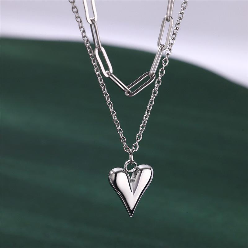 INS Style Light Double Layer Chain Pendant Hot Sale Personality Multi-layer Fashion Peach Heart Necklace Women Jewelry for Women