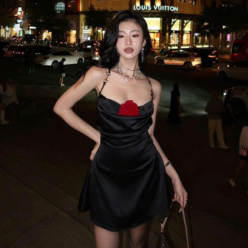 2024 Autumn Winter New Women's Solid Color Slim High Waist Fashion Strap Sexy Backless Dress 95e