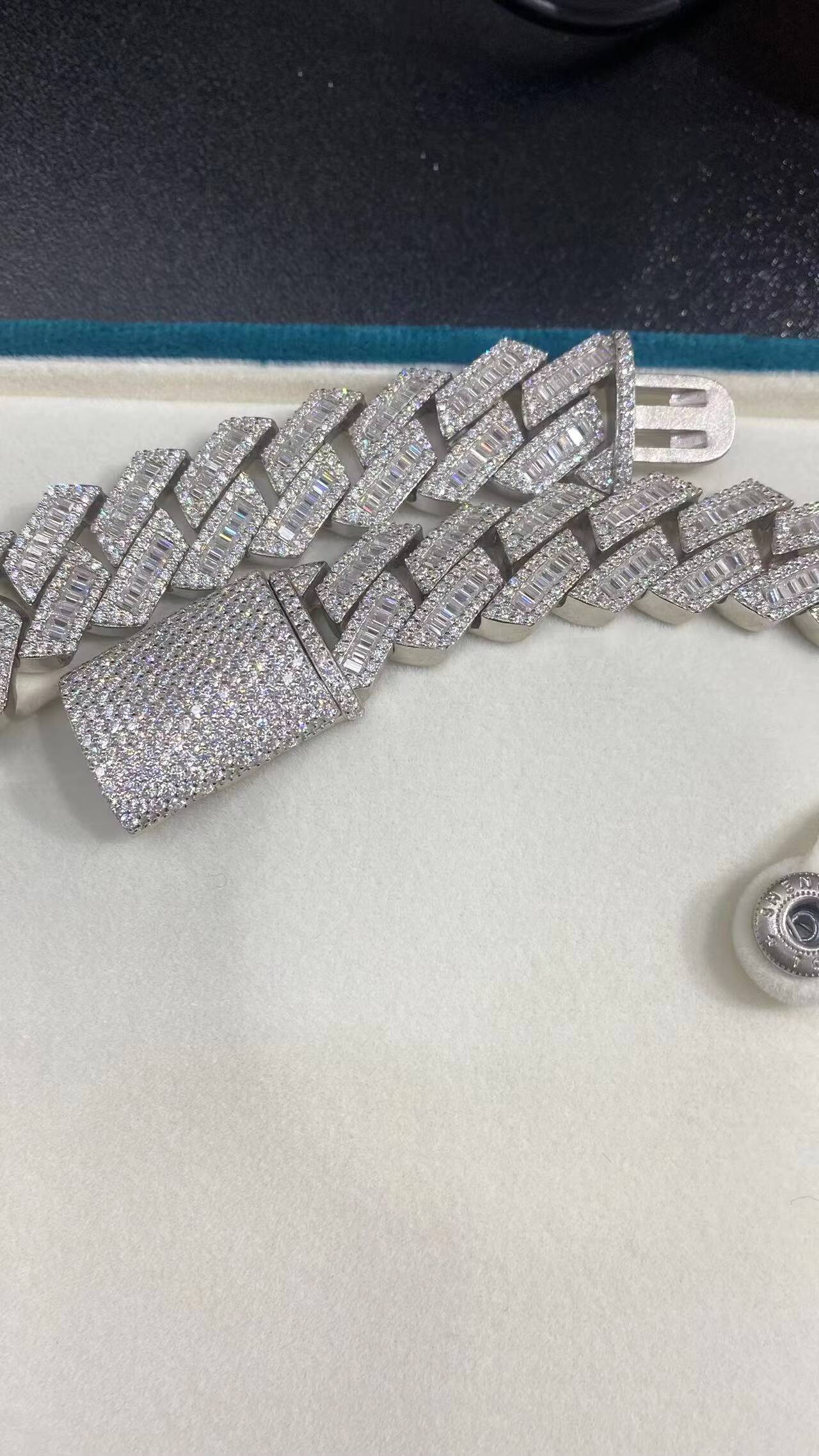 20mm Cuban Link Chain Moissanite 925 Sterling Sliver Luxury 24 Inches Diamond Necklace