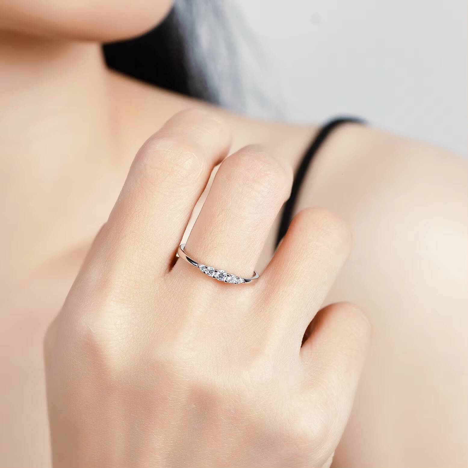 Fast Delivery Diamond Eternity Ring MoissaniteJewelry Moissanite Engagement Ring for Women