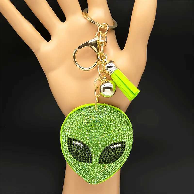 Alien Head Crystal Keychain for Women Men Green Tassel Gold Color Keyring Holder Car Bag Accessories Decorations Jewelry 8731 250715