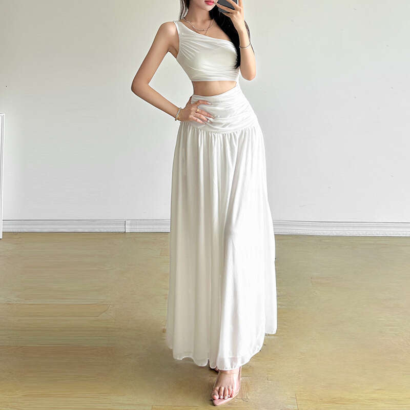 INS2024 Summer New Women's Solid Color Slim Street Fashion Asymmetrical Neck Sleeveless Dress 192