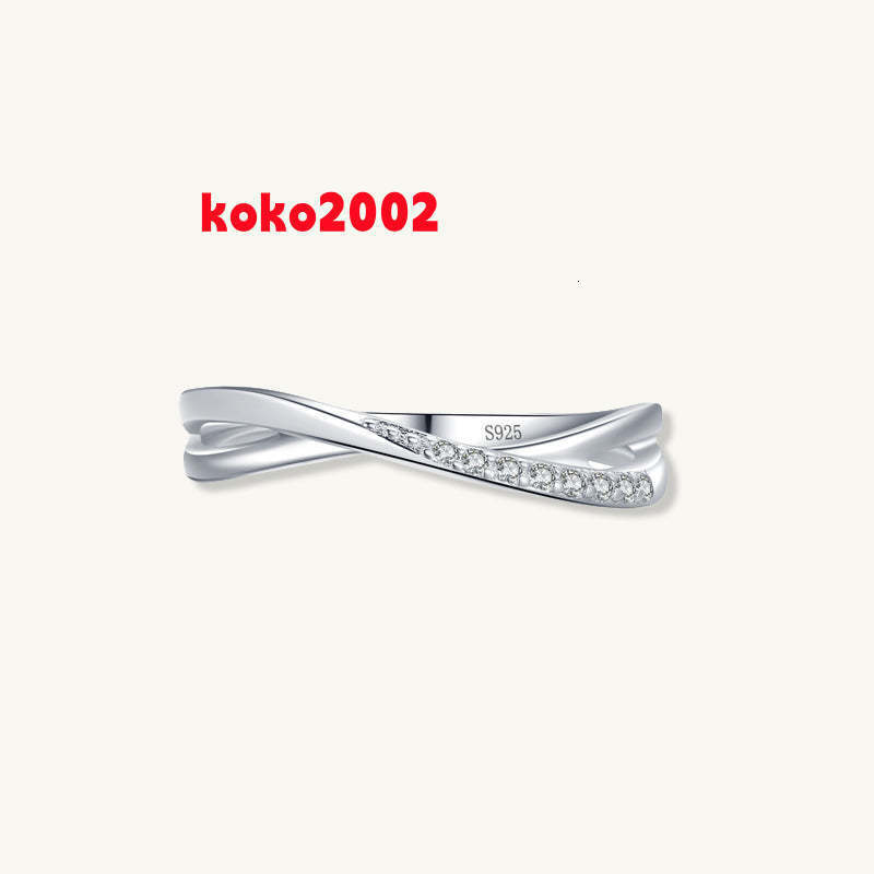 Latest Unique Designed in high quality 925 sterling silver The Knot moissanite Engagement Ring for womens beautiful look