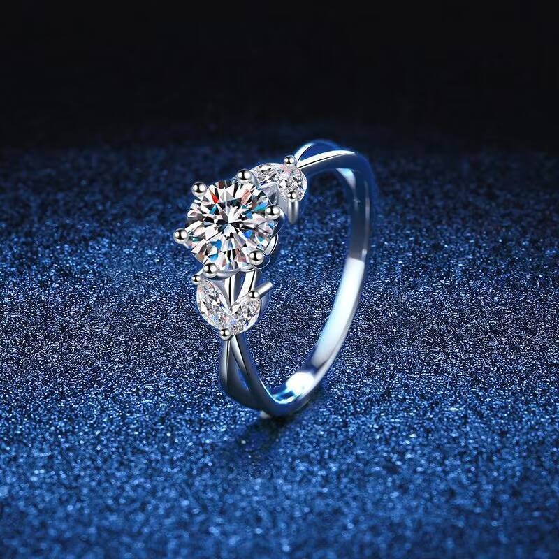 Wholesale Luxury S925 Sterling Silver Round Cut Moissanite Trendy Design Temperament 1Carat Flower Vine Moissanite Diamond Ring