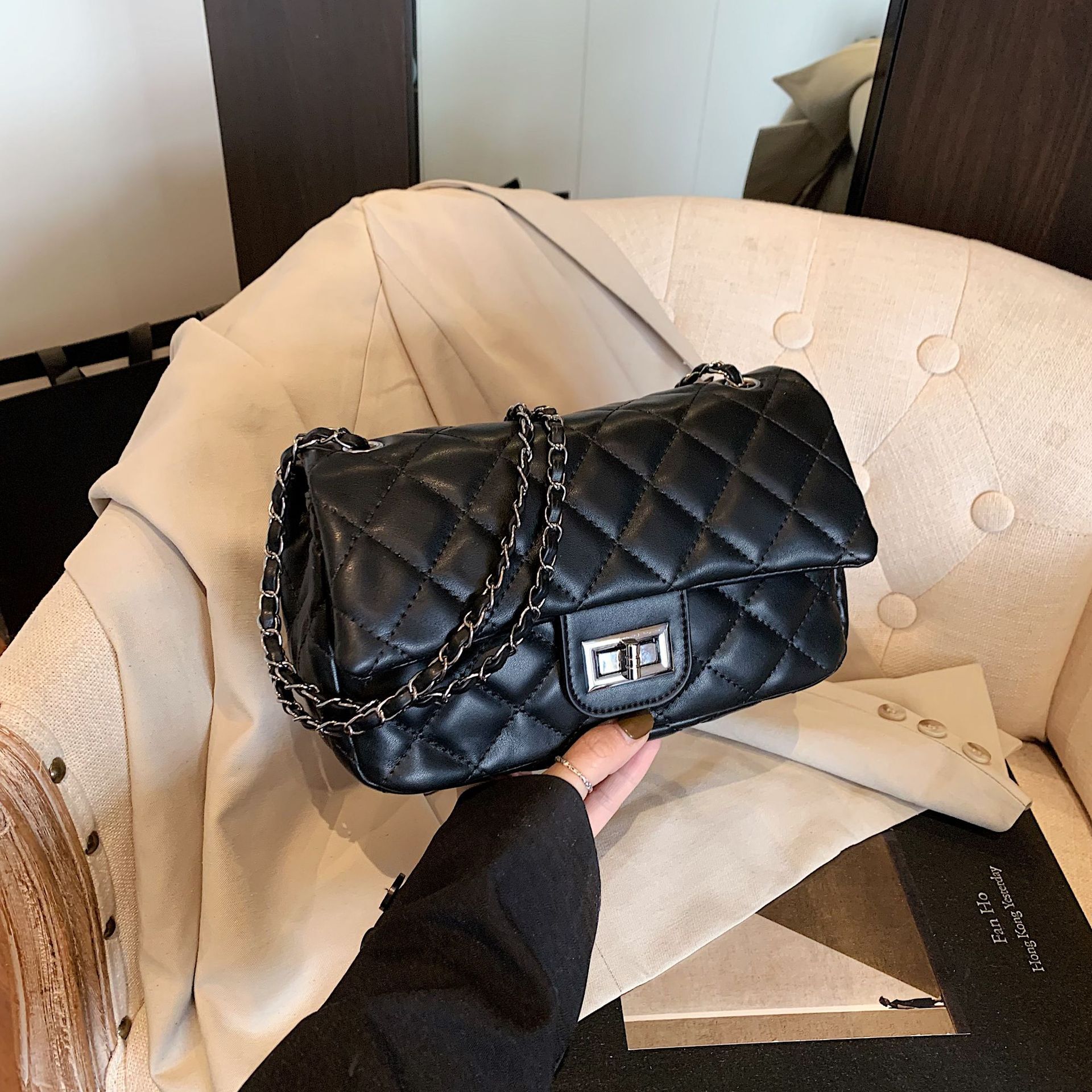 Luxury Brand Designer Bag Quilted Chain Bag For Women 2025 Spring Summer New Fashion High-End Feel Women's Shoulder Crossbody Bag Versatile Small