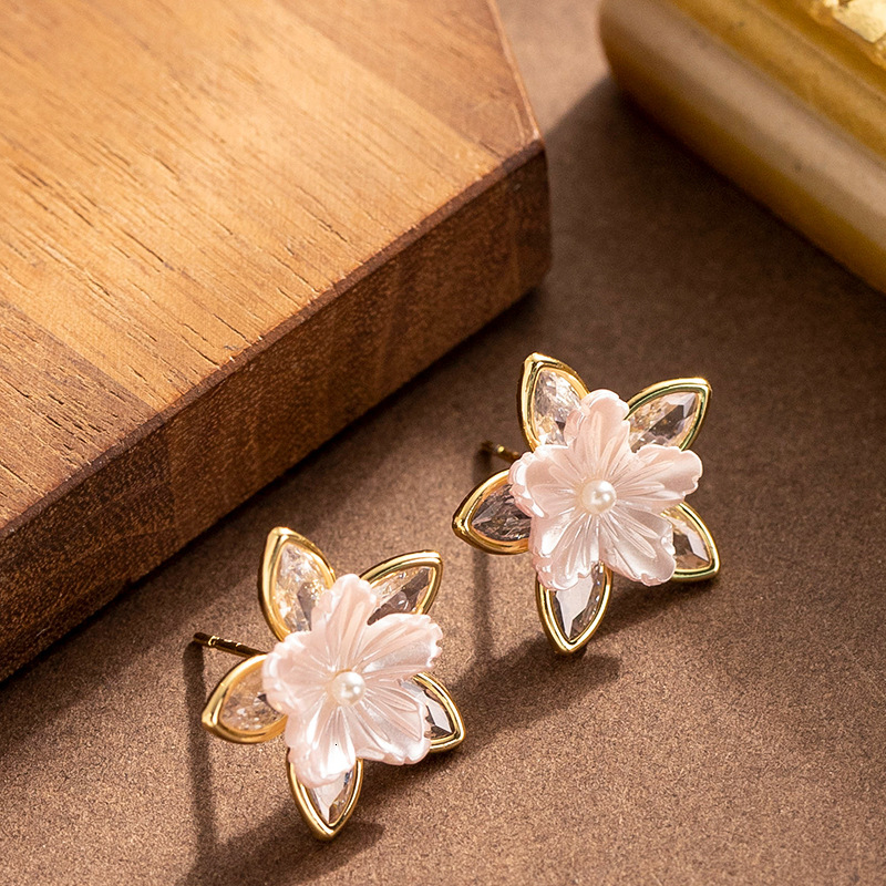 Sier Needle Forest Sweet Delicate Fresh Small Dia Zircon Pearl Floral Earrings for Women Niche INS Style Ear Jewelry