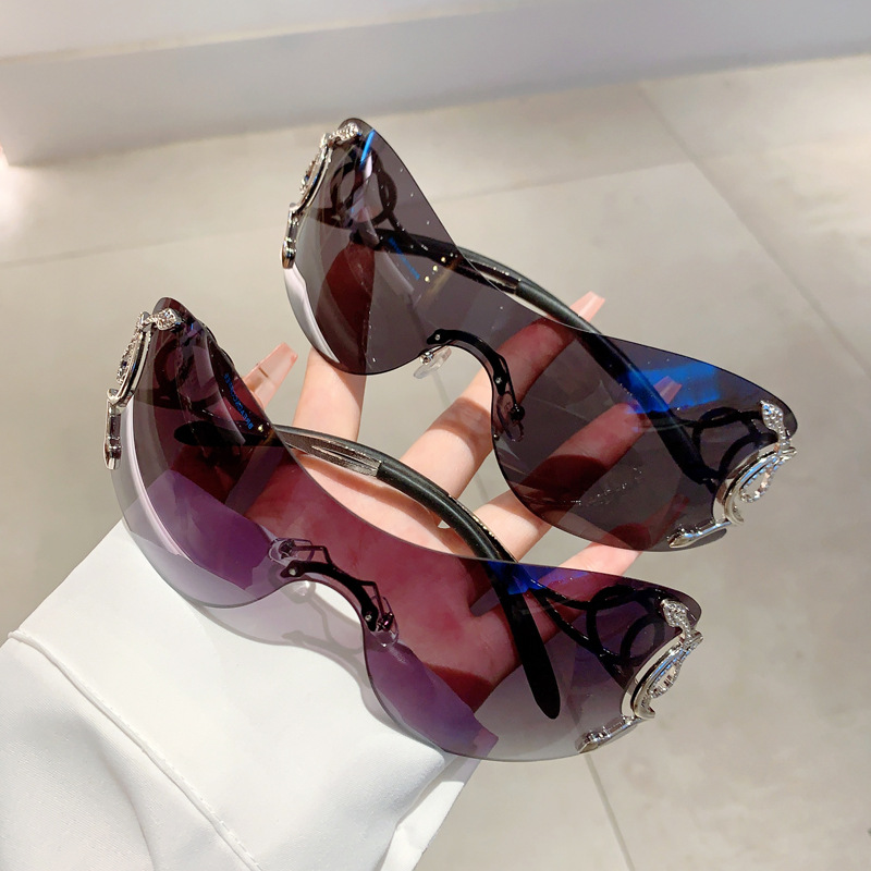 Designer Sunglasses For Women Men Fashion Sunglasses Luxury Polarized Lens Goggle Pilot PC Frame Oversized UV400 Eyewear Luxury Style Sunglasses DM677
