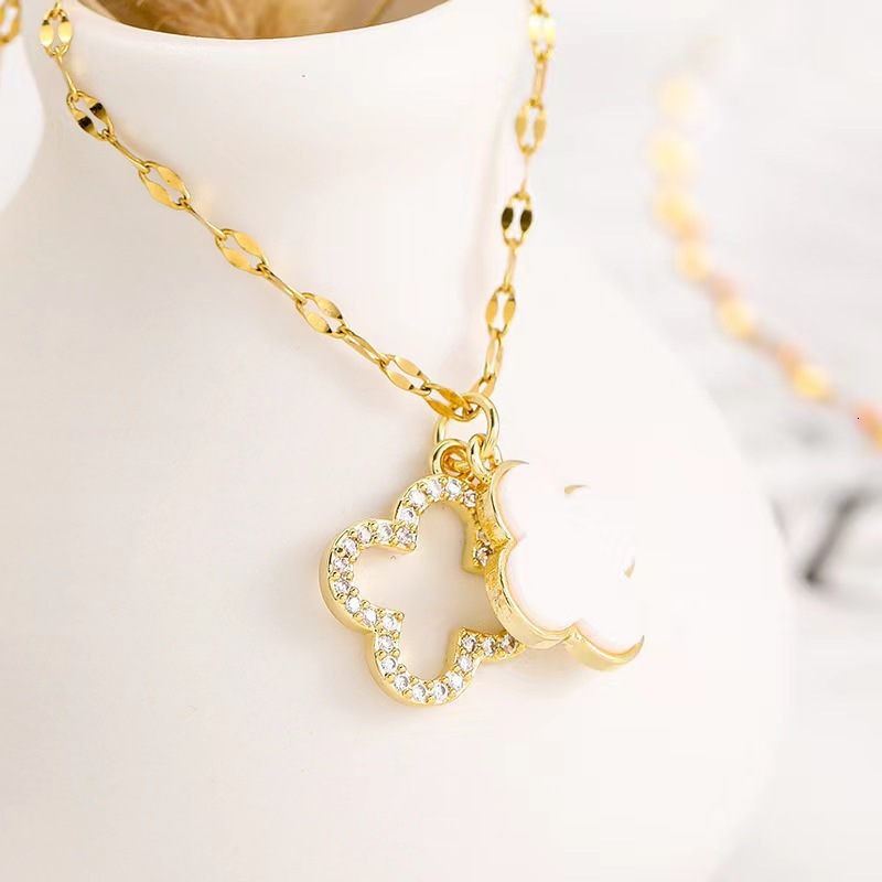 New Double Layer Four-Leaf Clover Korean and Japanese Style Necklace for Women, Personalized Fashionable Versatile Light Clavicle Chain Jewelry Jewelr