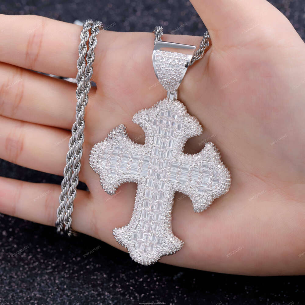 XG High Quality Baguettes Cross Pass Dia test Real Sier CRA VVS Moissanite Fine Jewelry Pendant