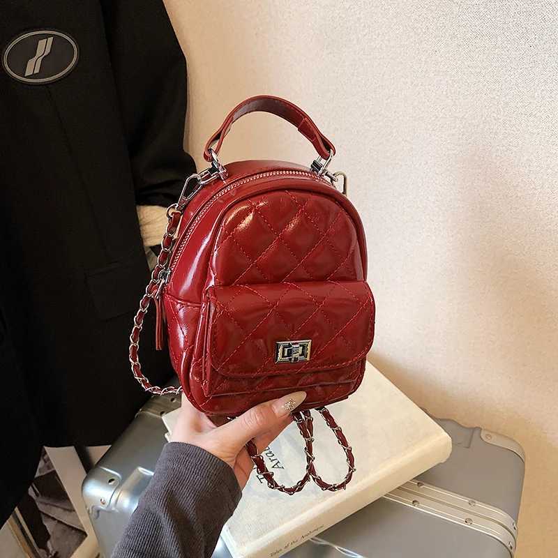 Luxury Wen Lingge Embroidery Mini Backpack Solid Color Chains Wen Shoulder Bag PU Leather Travel Rucksack Casual School Bags Y250724