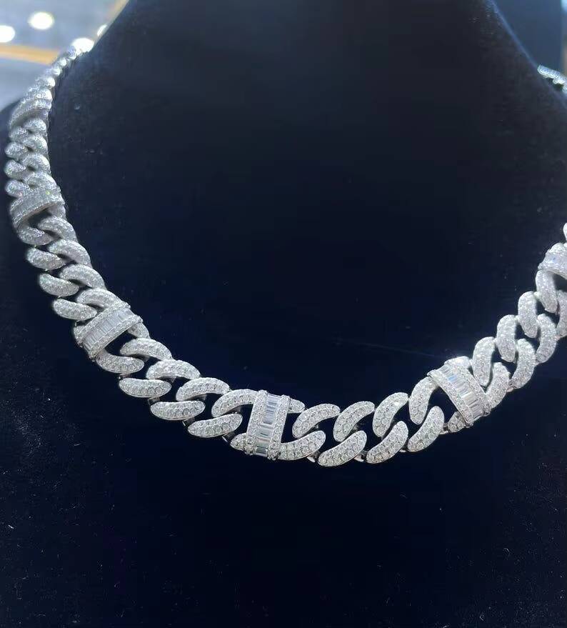 High Quality Iced Out Cuban Link Chain with Baguette Round Cut Moissanite Diamonds Hip Hop Moissanite Chain for Men And Women