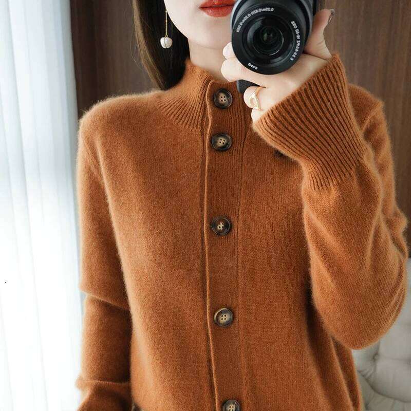 Autumn And Winter 100% Wool Cashmere Women's Self-Cultivation Half High Neck Cardigan Warm Knitted Sweater Women MDNG