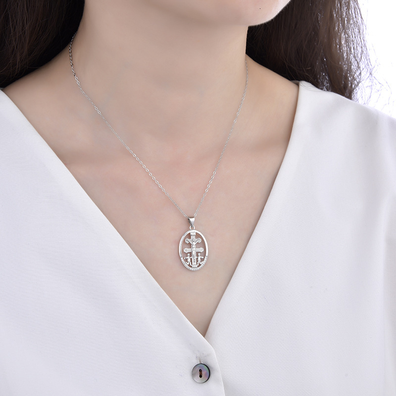 Wind Jewelry Pure Sier Oval Jesus Cross Pendant Fashion Simple Inlaid Dia Necklace Women's Accessories Jewelry for Women