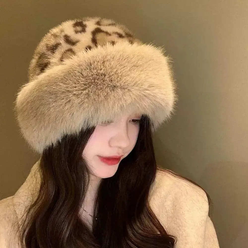 Leopard Print Fluffy Fur Winter Hat Warm Ear Protection Russian Hat Snow Ski Cap Female Faux Fox Fur Bomber Hat Windproof Bonnet 250724