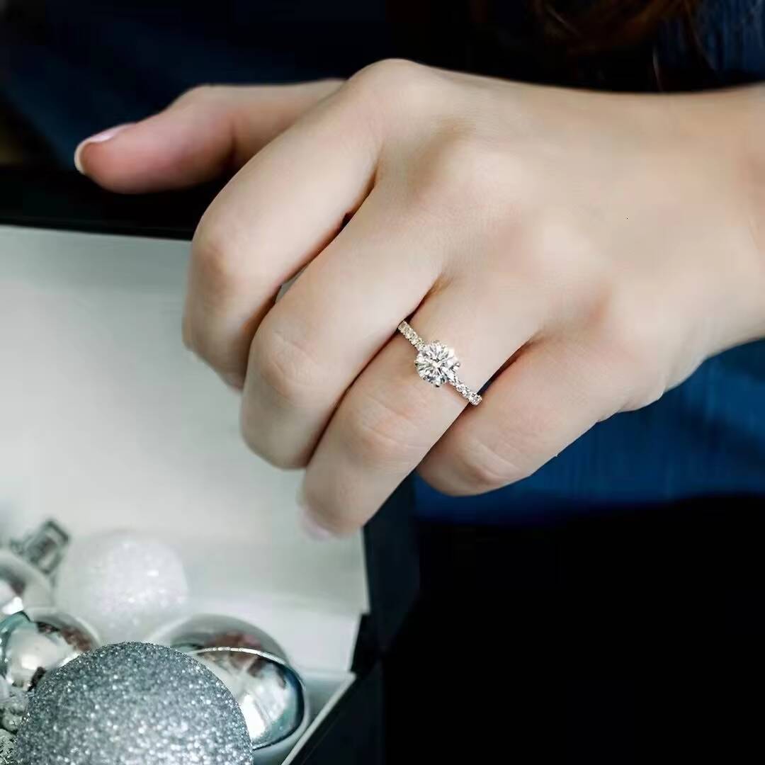 OAHLAN Fine Jewellery Womens Sterling Silver 925 Engagement Wedding Ring 1.2CT Moissanite Ring with Certificate