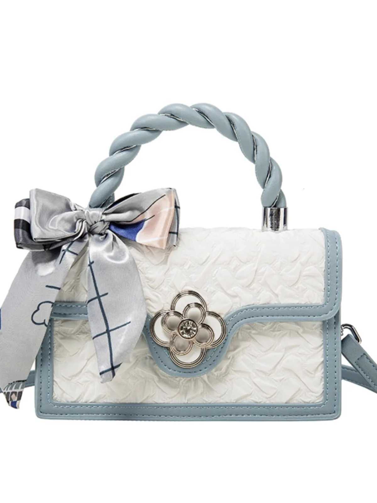 2025 New Fi and Popar Handheld Square Bag with Contrast Color and Delie Flower Metal Decorated Shoulder Messenger Bag Y250725